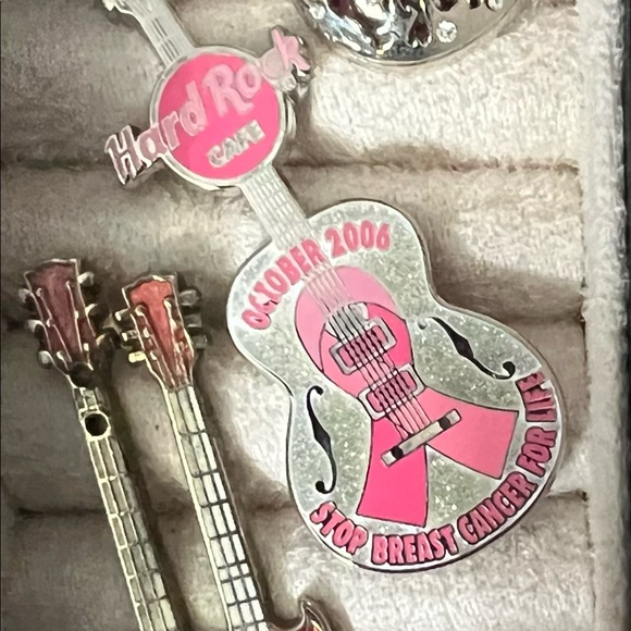 Hard Rock Cafe Guitars - Picture 1 of 5